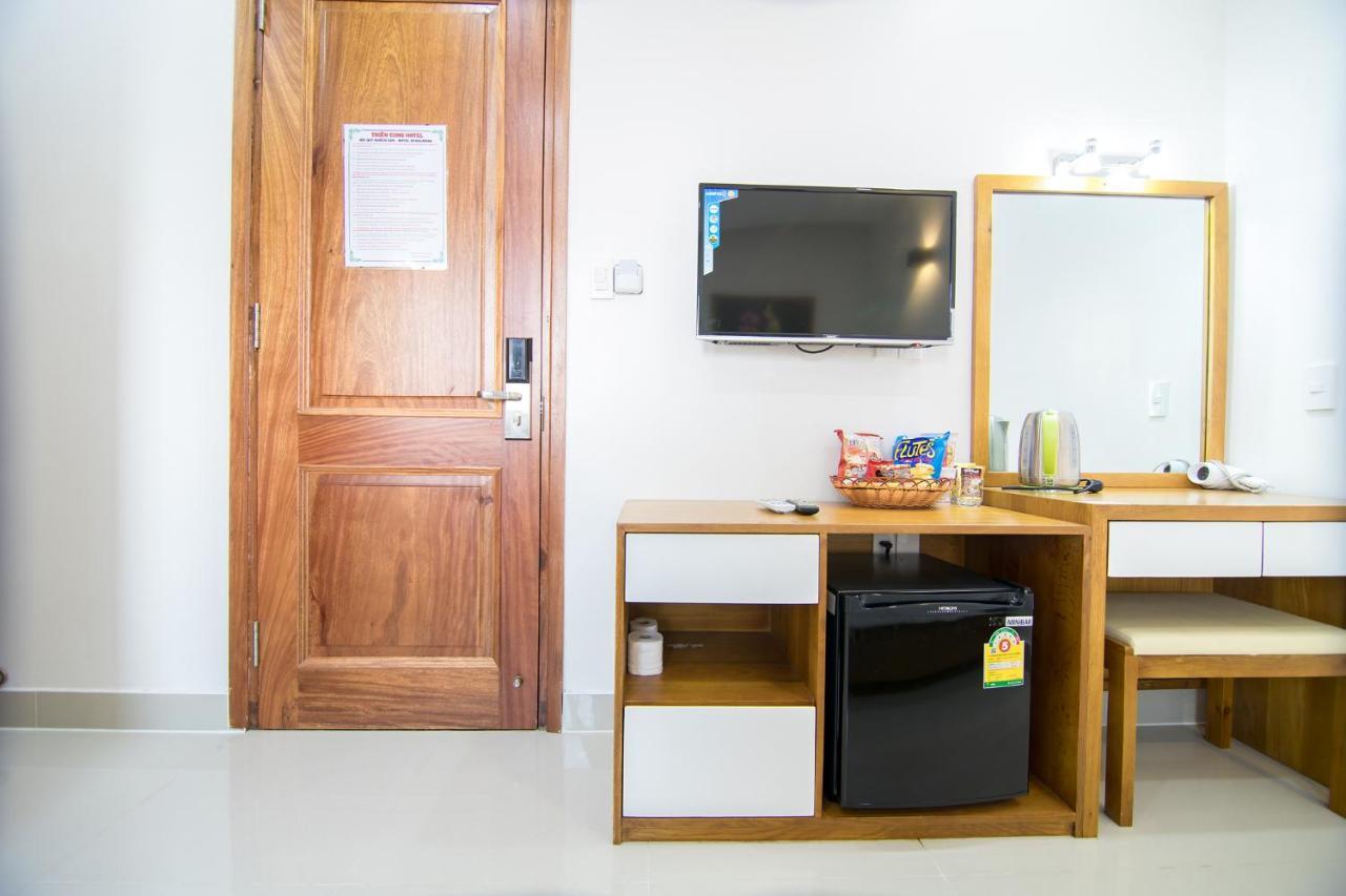 Reddoorz Plus Near Lotte Mart Cong Hoa Ho Chi Minh-stad Buitenkant foto