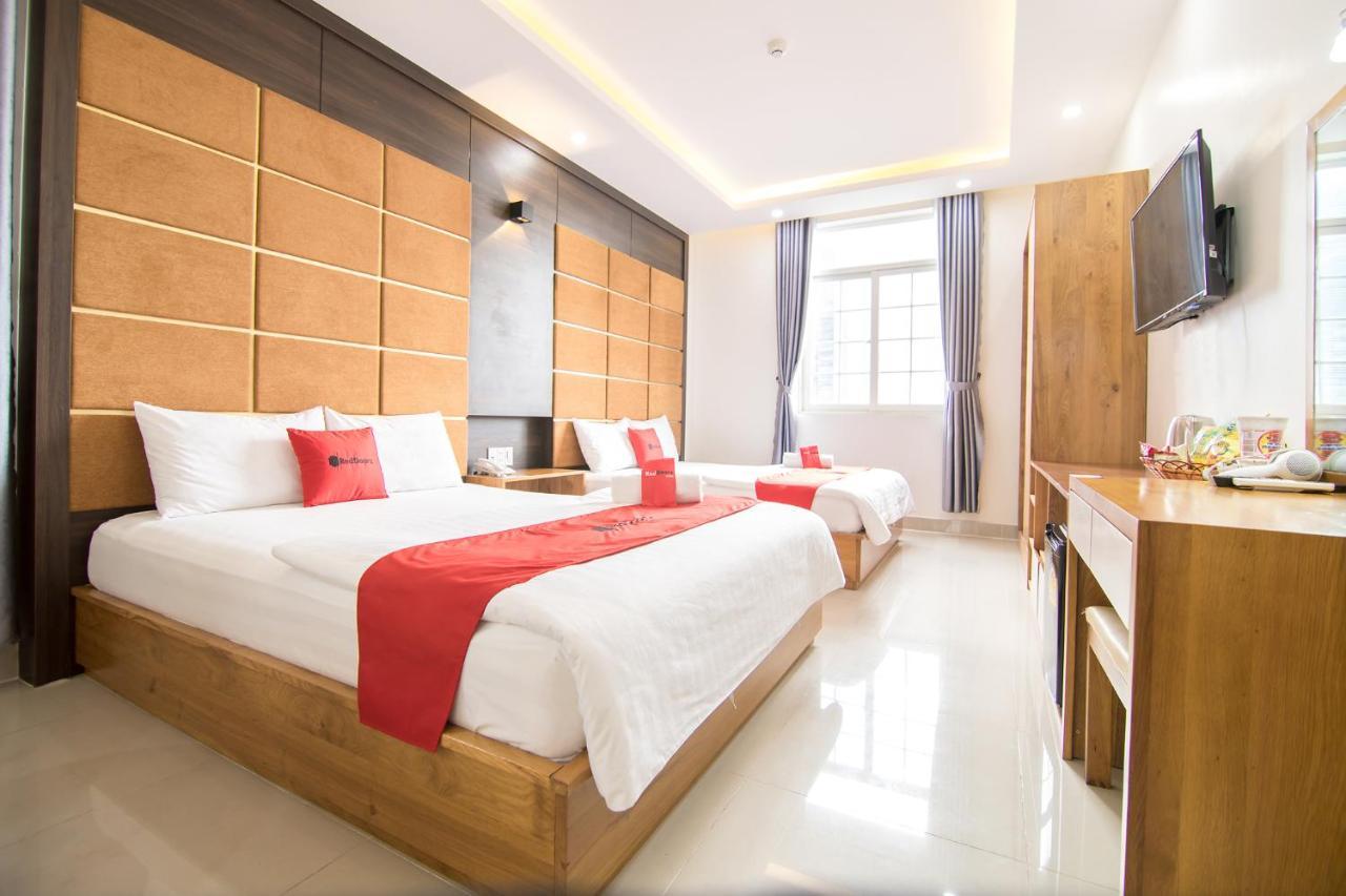 Reddoorz Plus Near Lotte Mart Cong Hoa Ho Chi Minh-stad Buitenkant foto